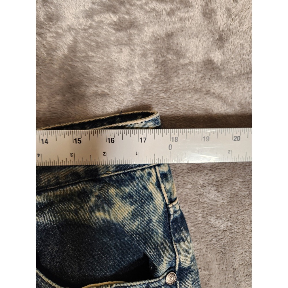 Distressed Blue Wash Men's Jeans with Grid Paneling - Picture 2 of 14
